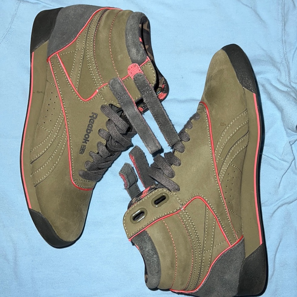 Rebook Classics Alicia Keys x Reebok Classics